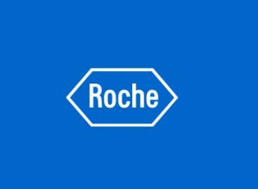Roche plătește 2,4 miliarde dolari pentru a prelua integral o companie americană specializată în servicii pentru tratamentul cancerului