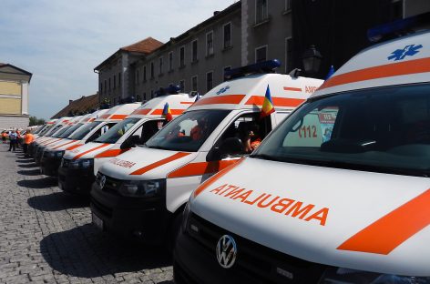 Guvernul a suplimentat temporar cu 2.000 numărul de posturi de la DSP-uri şi serviciile de ambulanţă