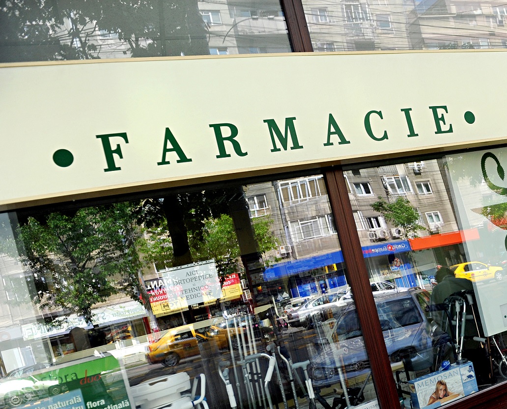 Reţeaua Mediplus preia farmaciile Gedeon Richter din România şi distribuitorul Pharmafarm