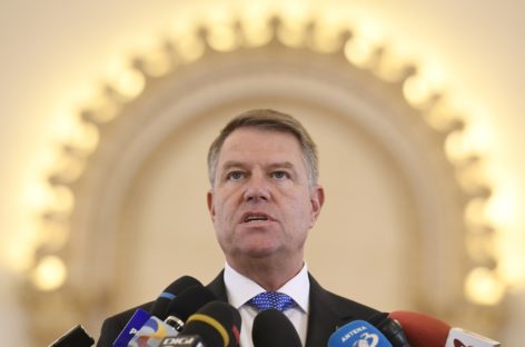 Klaus Iohannis: România este primul stat membru care a primit acordul Comisiei Europene de a constitui rezerve de echipamente medicale pe teritoriul său, prin achiziţii în numele UE