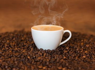 STUDIU: Consumul de cafea în timpul sarcinii îi afectează pe bebeluși