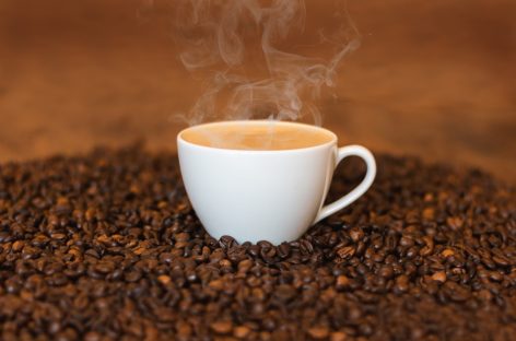 Consumul zilnic de cafea prezintă beneficii pentru îmbătrânire, susţine o nouă analiză