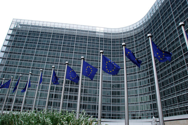 Comisia Europeană încheie al doilea acord pentru cumpărarea de vaccinuri anti-Covid-19 pentru statele UE