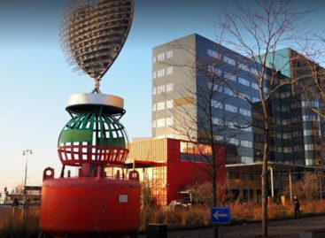 Agenția Europeană a Medicamentului se va muta în noul sediu construit special în Amsterdam în ianuarie 2020 și începe să înlocuiască angajații care nu vor să se mute în Olanda