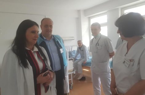 Ministrul Sănătăţii consideră că trebuie rediscutat modul de finanţare a spitalelor, pentru a-i premia pe cei care îşi fac treaba şi a-i penaliza pe cei care nu obţin rezultate