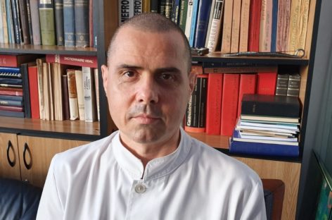 INTERVIU Dr. Dorin Dragoş (Spitalul Universitar): Hidratarea corespunzătoare este esenţială mai ales pe timpul verii, este aproape singurul tratament cu adevărat eficient în prevenirea pietrelor renale