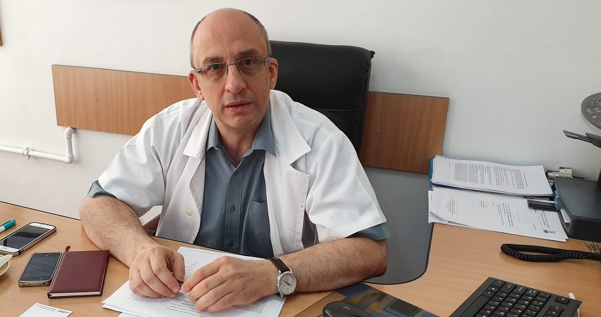 INTERVIU Prof.dr.Dragoş Vinereanu, medic primar cardiolog: Atunci când pacienţii sunt selectaţi cu atenţie şi sunt evaluaţi bine din punct de vedere ecocardiografic, rata de succes a închiderii percutane de defect septal atrial depăşeste 95%