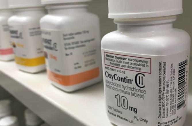 Producătorul OxyContin ar putea intra în faliment din cauza despăgubirilor mari pe care riscă să le plătească în SUA