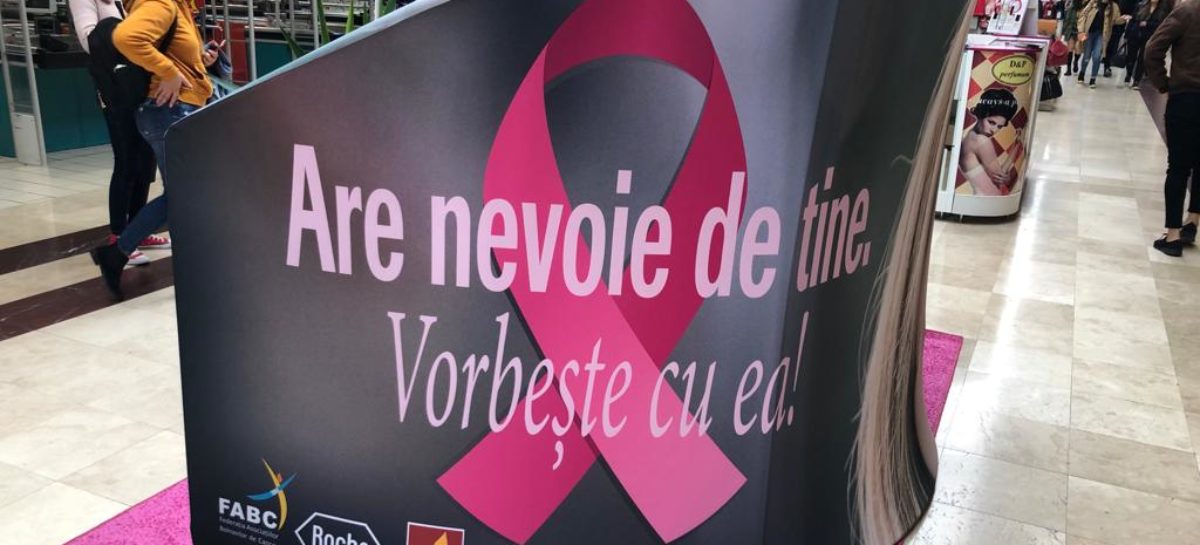 sâni Peste 1.000 de femei au învățat să se autopalpeze în cadrul campaniei pentru sănătatea sânilor ”Are nevoie de tine. Vorbește cu EA!”