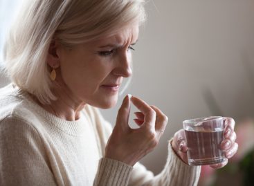 EMA avertizează din nou despre riscurile analgezicelor care combină codeină și ibuprofen