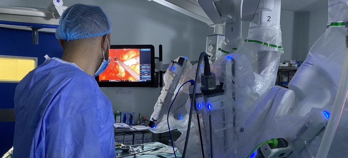 Chirurgie robotica Sanador Chirurgie urologică robotică și biopsii prostatice prin fuziune, la Spitalul Clinic Sanador