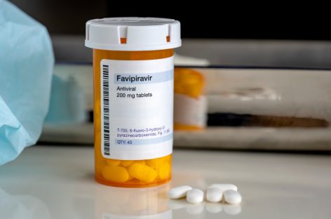 Favipiravir, singurul antiviral care va fi disponibil pentru tratamentul Covid-19 în farmaciile cu circuit deschis. Celelalte medicamente, doar în farmaciile cu circuit închis din spitale