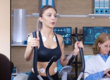 [VIDEO] EXCLUSIV Sophia Tănase, kinetoterapeut, despre exercițiile fizice de pe internet: Vă puteți face mai mult rău decât bine