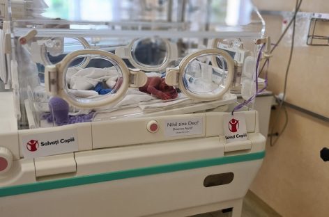 Salvați Copiii România dotează secția de Terapie Intensivă neonatală a maternității Spitalului Universitar de Urgență București: un sistem de hipotermie controlată reduce considerabil riscurile neurologice