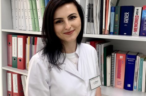 EXCLUSIV Testare rapidă COVID-19 în farmacie: Larisa Păduraru, farmacista care a făcut prima testare antigen din România