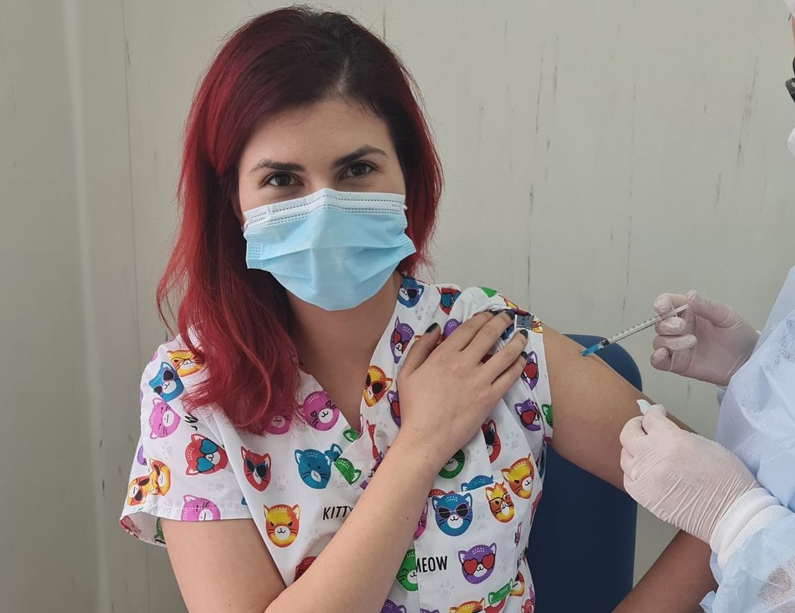 Vaccinarea personalului medical împotriva COVID-19: peste 70% din medici şi 57% din asistenţi medicali vaccinaţi