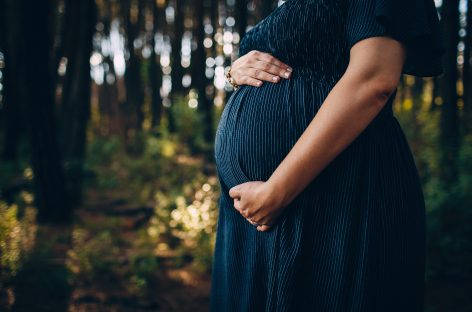 Fertilitate: Au fost identificate gene care ar putea extinde perioada de reproducere la femei