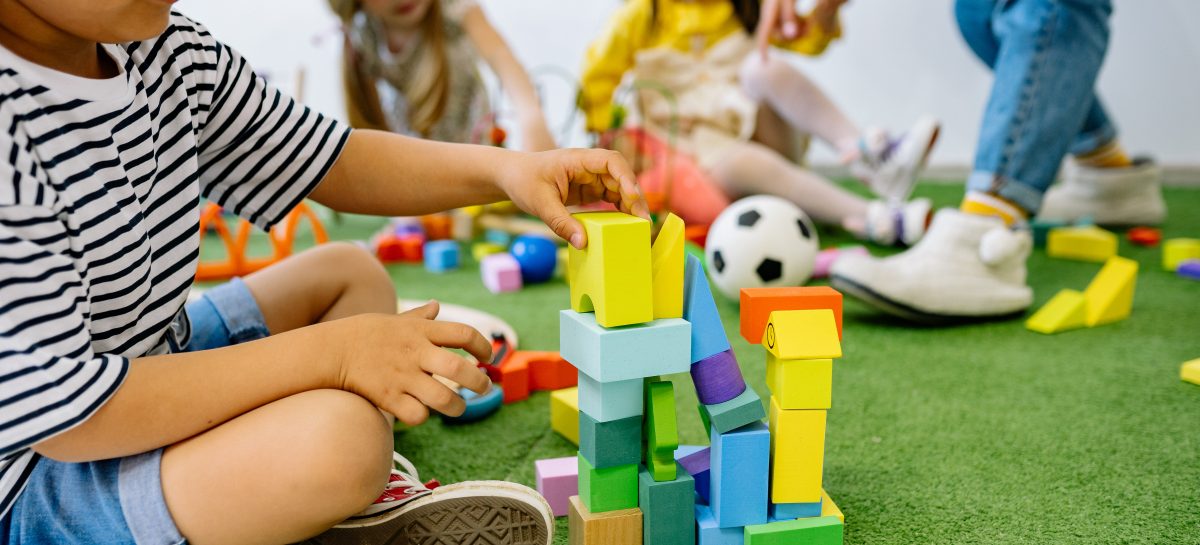 autism pexels-yan-krukov-8612921 Noi servicii specializate integrate de sănătate și educație pentru pacienții cu autism din România