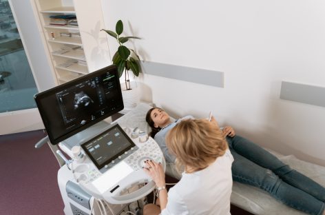 Pot trece între 7-10 ani până o femeie este diagnosticată cu endometrioză