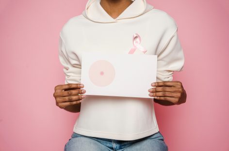 Femeile cu țesut mamar dens au un risc de șase ori mai mare de a dezvolta cancer de sân