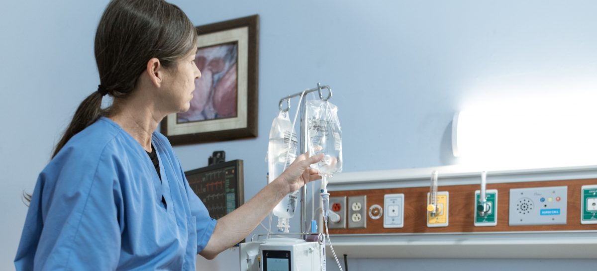 tratament-6129677 Studiu: O combinație de medicamente a extins rata de supraviețuire fără progresie la pacienții cu limfom