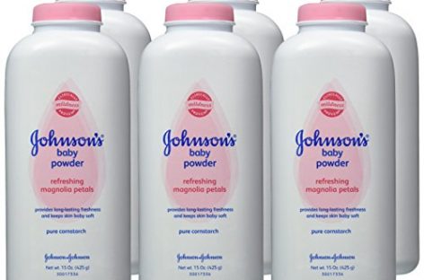 Johnson & Johnson încetează să mai vândă pudra de talc pentru bebeluşi din 2023