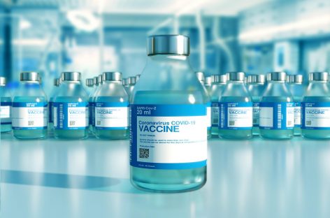 Autoritatea de reglementare a UE va analiza în regim de urgenţă aplicaţiile pentru vaccinurile Moderna şi Pfizer adaptate variantei Omicron