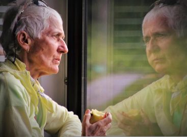 Semnele demenței ar putea fi detectate cu nouă ani înainte de diagnosticare