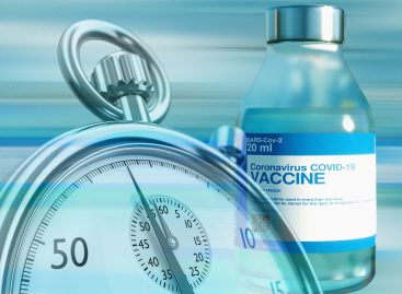 Statele UE îndemnate să relanseze campaniile de vaccinare și de rapel împotriva Covid-19 pentru a preveni infectările în sezonul rece