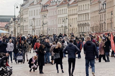 Numărul europenilor care se confruntă cu probleme de sănătate mintală, în creştere chiar și după relaxarea restricțiilor impuse de pandemie