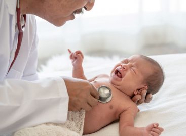 Pfizer solicită autorizarea FDA pentru utilizarea vaccinului său de rapel adaptat la omicron la copiii sub 5 ani