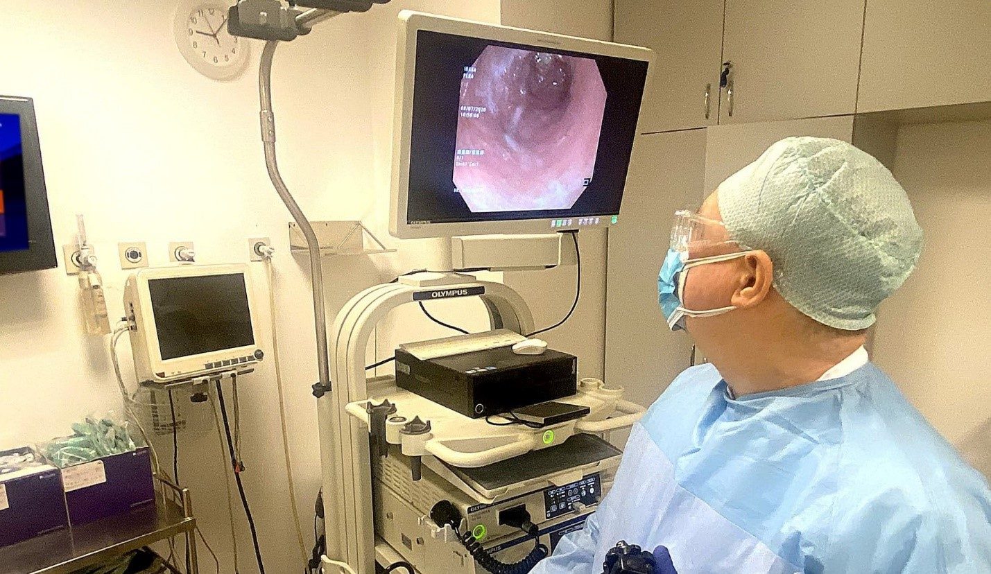 Afecţiuni digestive tratate prin endoscopie intervenţională, la Spitalul Clinic SANADOR