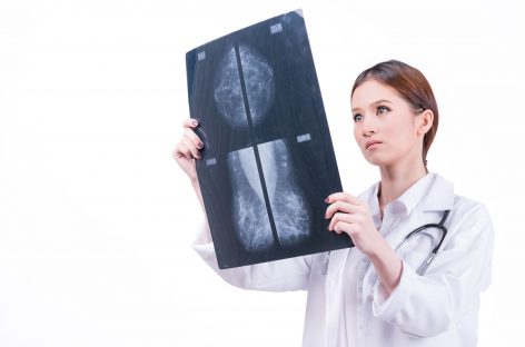 Femeile de peste 70 de ani riscă supradiagnosticarea cancerului de sân prin screening, potrivit unui studiu american