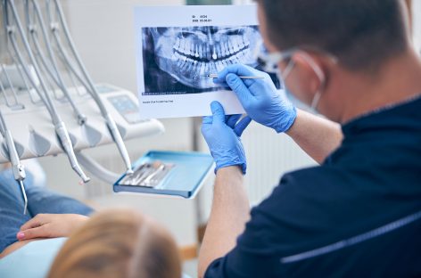 Starea de sănătate oro-dentară a românilor, dezbătută în Consiliul Naţional al Colegiul Medicilor Stomatologi