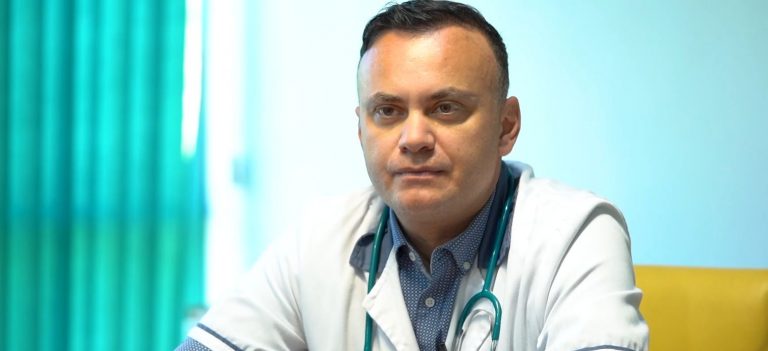 Dr. Adrian Marinescu, medic infecţionist: Jumătate dintre cazurile noi de infecţie HIV se prezintă târziu la medic