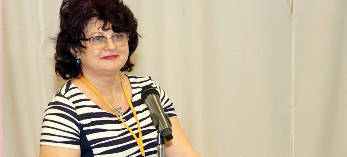 Melania Tudose, președinte Asociația Moașelor Independente: În România nu există personal calificat care să asiste și să gestioneze nașterile acasă. Nașterile trebuie să aibă loc în spital!