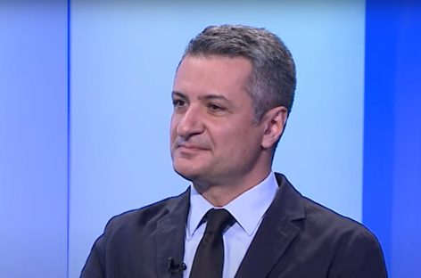 Prof. dr. Patriciu Achimaș-Cadariu, critici dure pentru ministrul Sănătății după ce acesta a anunțat “corectarea” planului național anti-cancer: “Nu voi vota niciun guvern în care să participe un astfel de ministru”, dacă acesta nu aprobă normele de aplicare