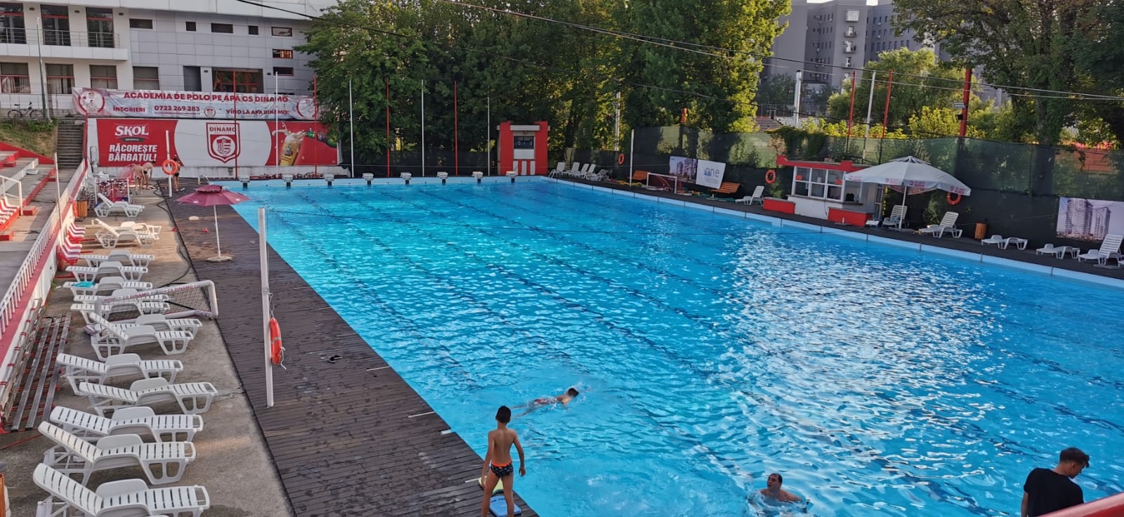 Zentiva susține Academia de Înot Dinamo în demersul de a învăța 15.000 de copii să înoate