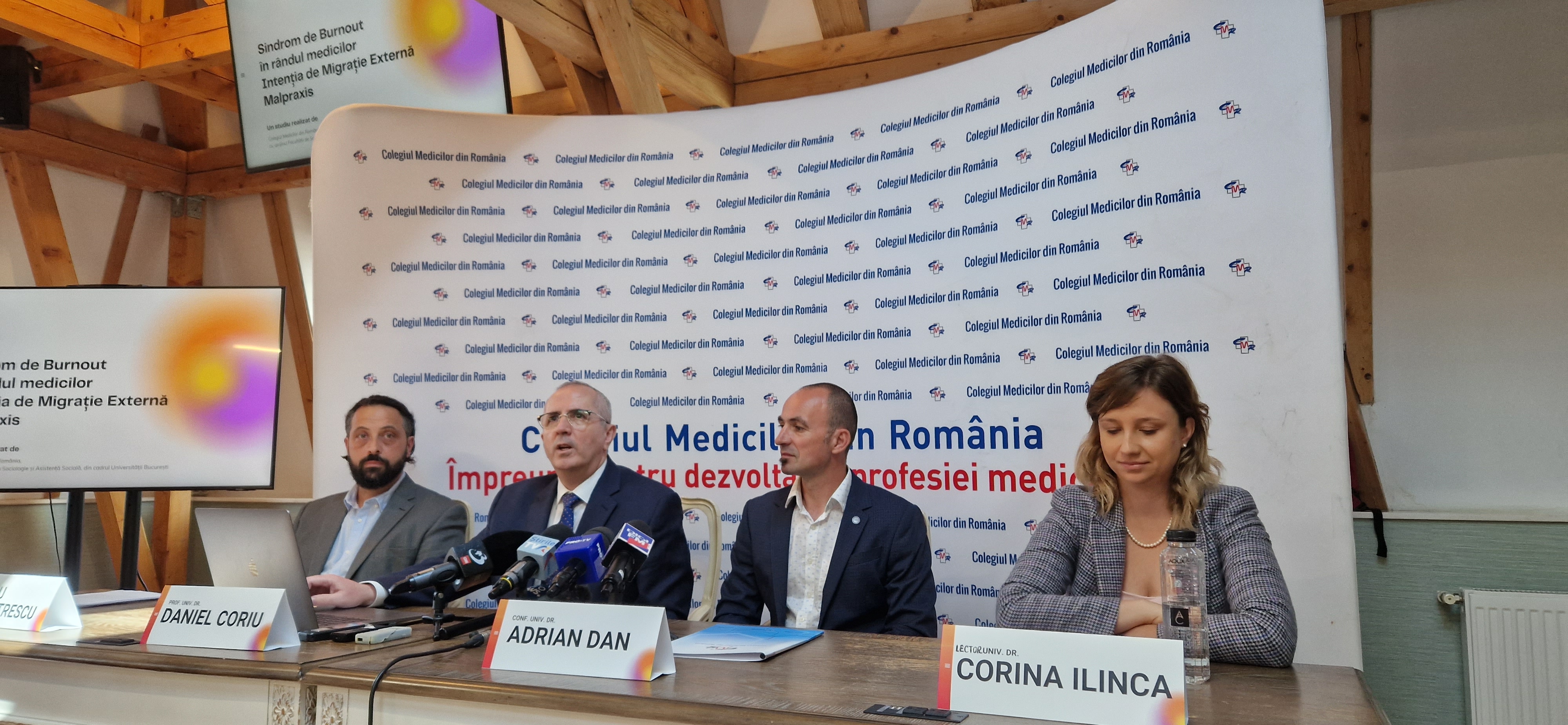 Studiu CMR: 36 la sută dintre medicii din România sunt în stare de burnout de nivel ridicat şi foarte ridicat