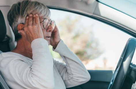 Migrenele s-ar putea dovedi mortale pentru șoferii în vârstă, susține un studiu