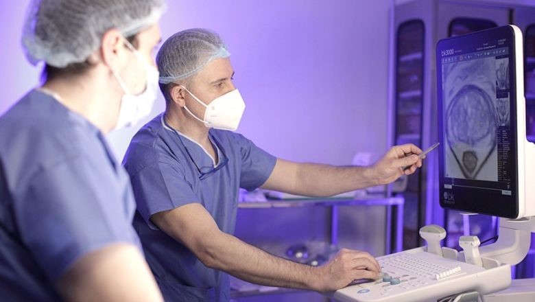 Intervenţii de excepţie în chirurgia urologică reconstructivă la Spitalul Clinic SANADOR