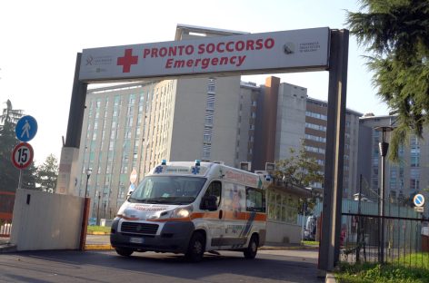 Val de agresiuni împotriva personalului medical în Italia. Angajaţii din sănătate cer armatei să păzească spitalele